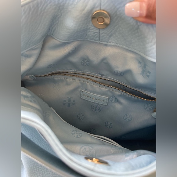 Tory Burch genuine leather tote bag w/braided gold hardware & adjustable chain - Picture 5 of 10